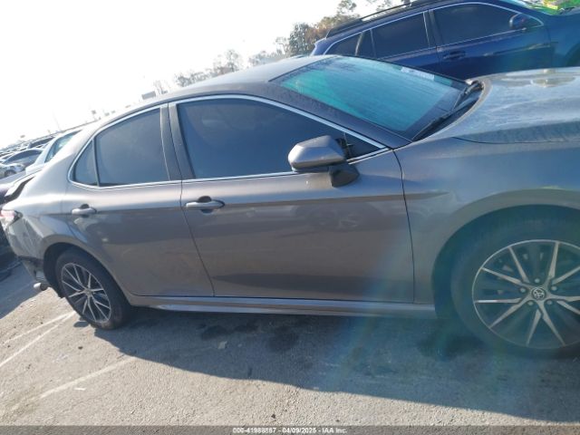 4T1G11AK7MU548170 Toyota CAMRY SE