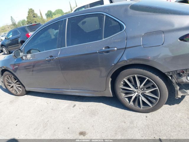 4T1G11AK7MU548170 Toyota CAMRY SE