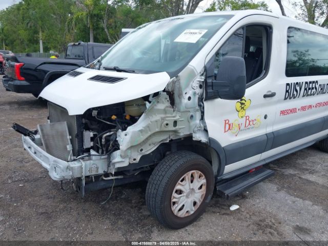 1FBZX2ZM0JKA10221 Ford Transit-350 Xlt