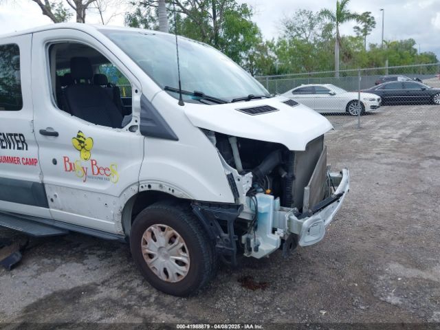 1FBZX2ZM0JKA10221 Ford Transit-350 Xlt