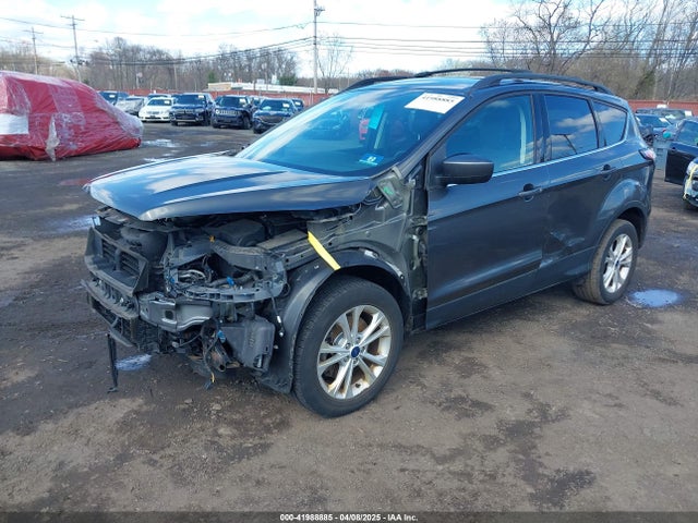 1FMCU9HD6JUB65991 Ford ESCAPE SEL