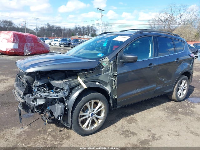 1FMCU9HD6JUB65991 Ford ESCAPE SEL