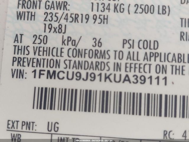 1FMCU9J91KUA39111 Ford Escape Titanium