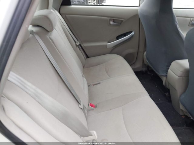 JTDKN3DU0F0422352 Toyota Prius Three