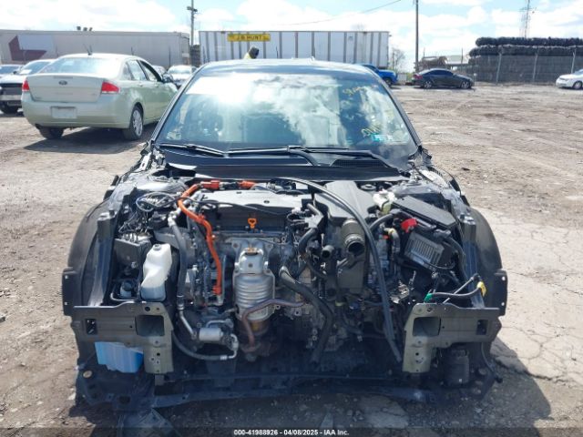 1HGCV3F90NA011119 Honda Accord Hybrid Touring