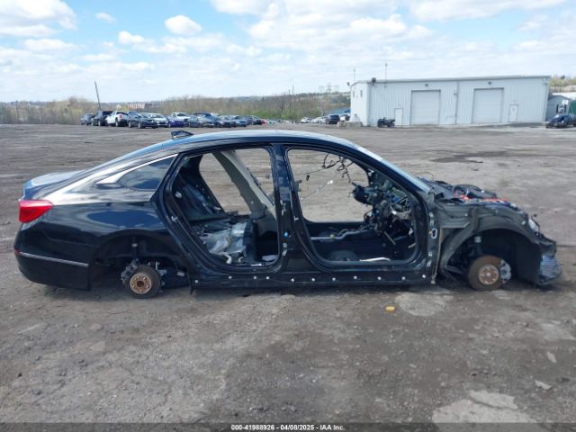 1HGCV3F90NA011119 Honda Accord Hybrid Touring