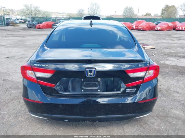 1HGCV3F90NA011119 Honda Accord Hybrid Touring