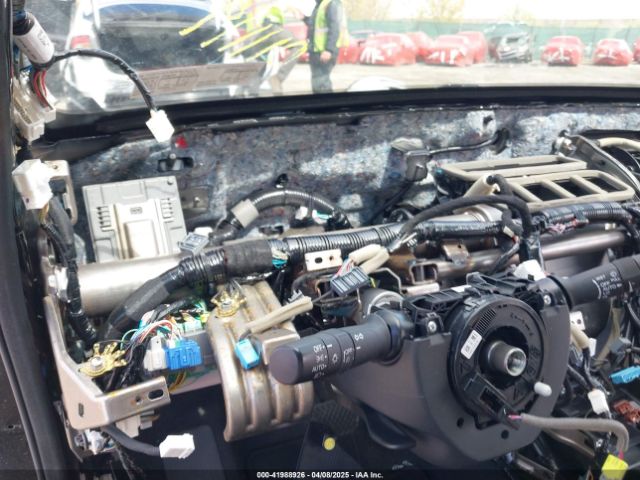 1HGCV3F90NA011119 Honda Accord Hybrid Touring