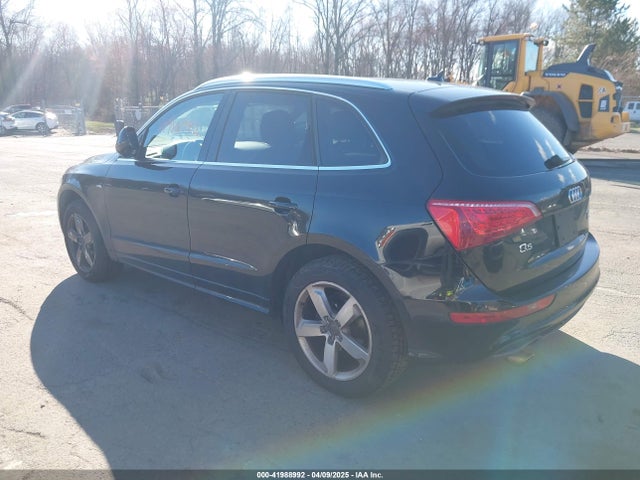 2011 AUDI Q5 WA1DKAFPXBA047954 Photo 2