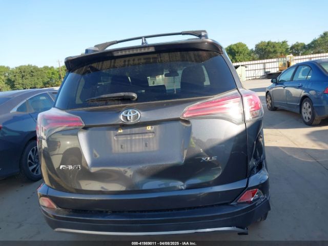 JTMWFREV9HD100555 Toyota Rav4 Xle