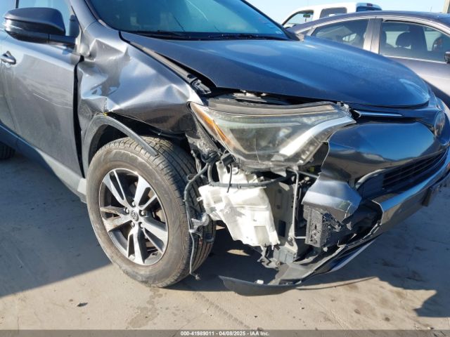JTMWFREV9HD100555 Toyota Rav4 Xle
