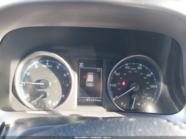 JTMWFREV9HD100555 Toyota Rav4 Xle