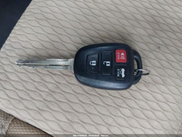 5YFBURHE2HP615684 Toyota COROLLA LE