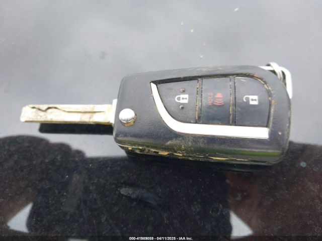 NMTKHMBX3JR042534 Toyota C-HR XLE
