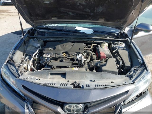 4T1B11HK2JU560383 Toyota CAMRY SE