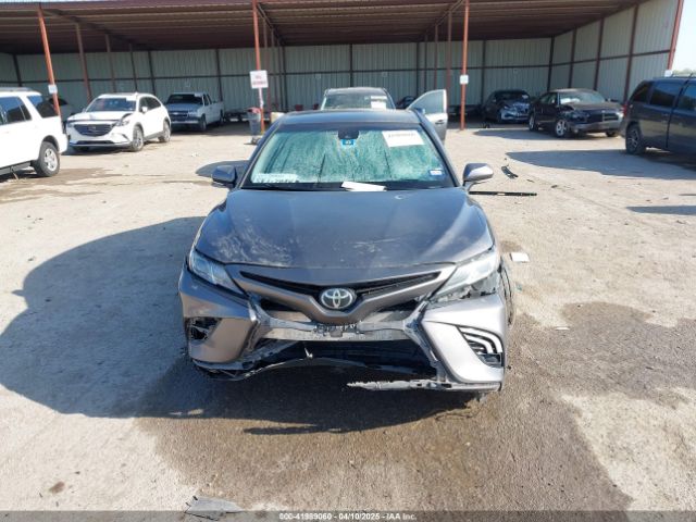 4T1B11HK2JU560383 Toyota CAMRY SE