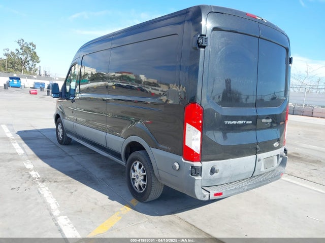 1FTYR2CMXFKA73036 Ford Transit-250
