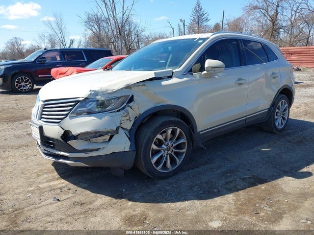 5LMCJ2C93JUL04622 Lincoln MKC SELECT