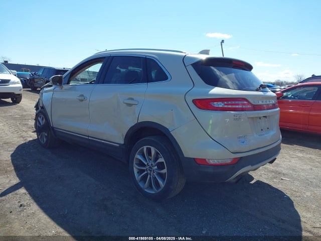 5LMCJ2C93JUL04622 Lincoln MKC SELECT