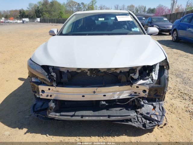 4T1G31AK0RU077125 Toyota Camry Hybrid Se