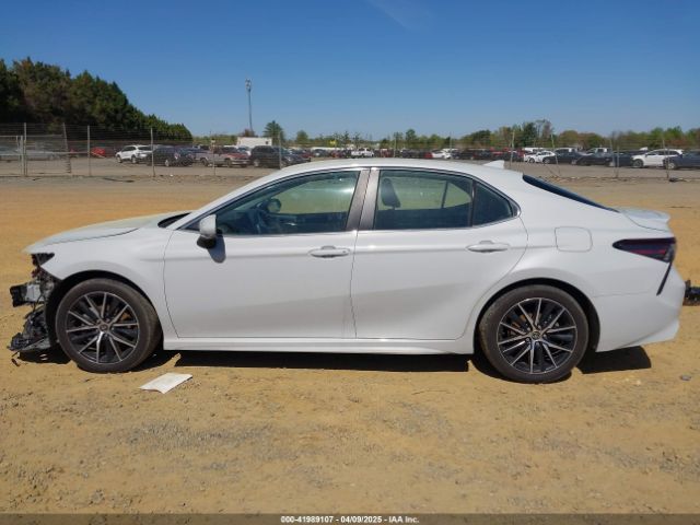 4T1G31AK0RU077125 Toyota Camry Hybrid Se