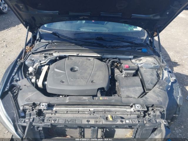 2019 VOLVO S60 7JR102FK3KG013779 Photo 9