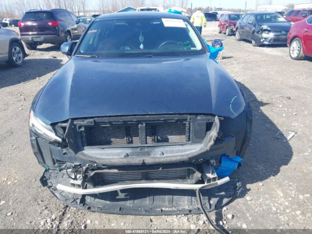 7JR102FK3KG013779 Volvo S60 T5 Momentum