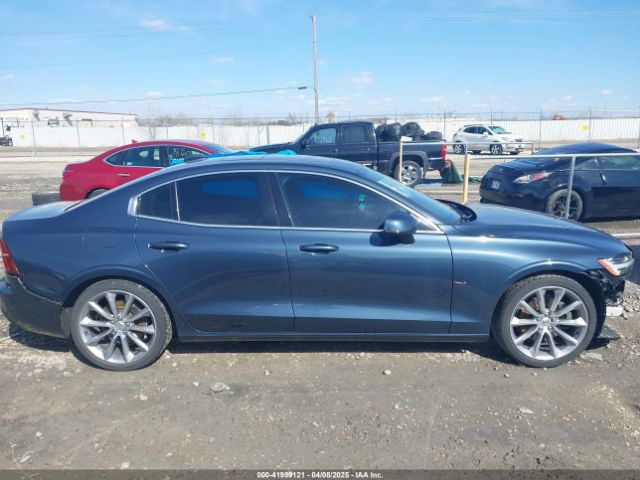 7JR102FK3KG013779 Volvo S60 T5 Momentum