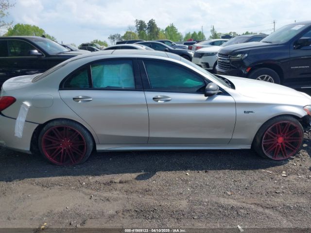 55SWF6EB3HU185498 Mercedes-Benz Amg C 43 4matic