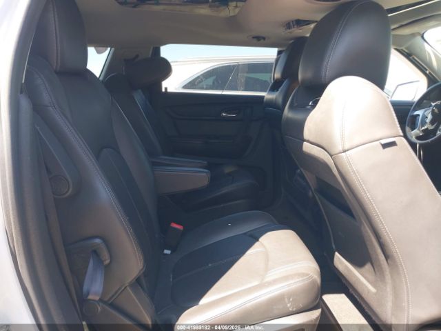 1GNKRHKD6HJ303696 Chevrolet Traverse 2lt