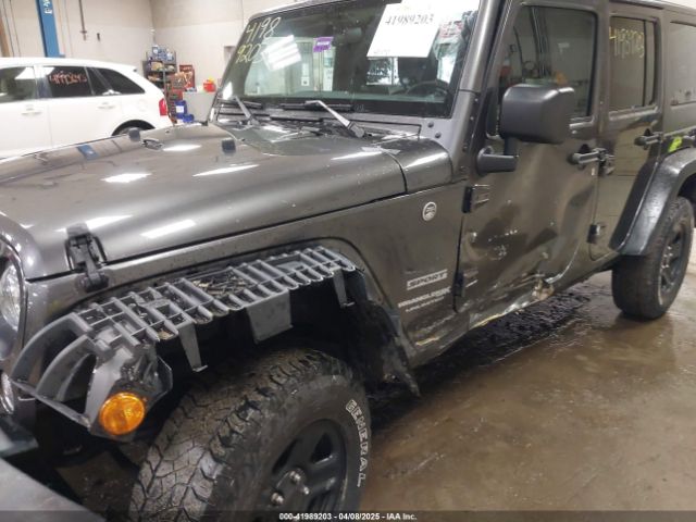 1C4BJWDGXJL889020 Jeep Wrangler Jk Unlimited Sport 4x4