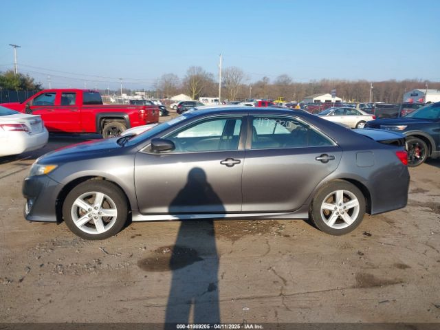 4T1BF1FKXEU347482 Toyota CAMRY SE