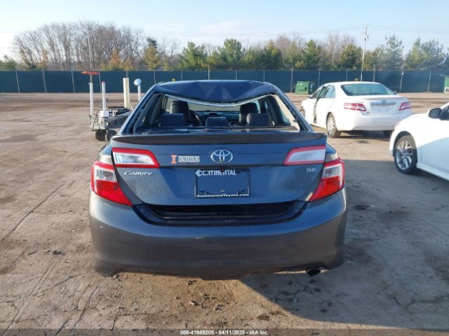 4T1BF1FKXEU347482 Toyota CAMRY SE