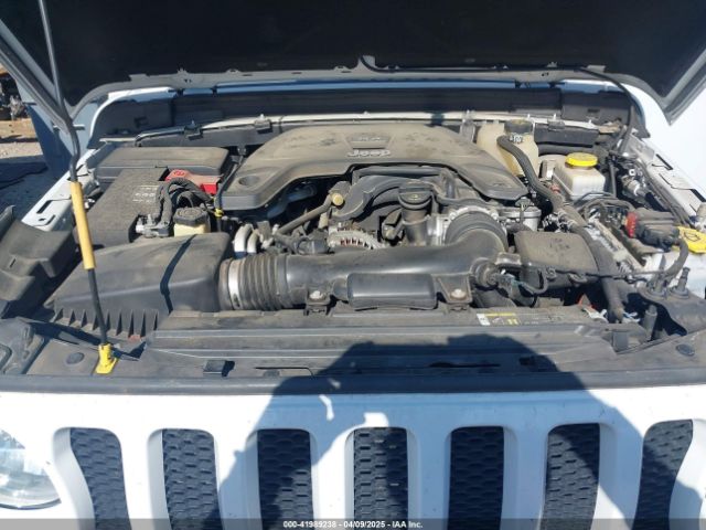 1C4HJXDG0JW142895 Jeep Wrangler Unlimited Sport S 4x4