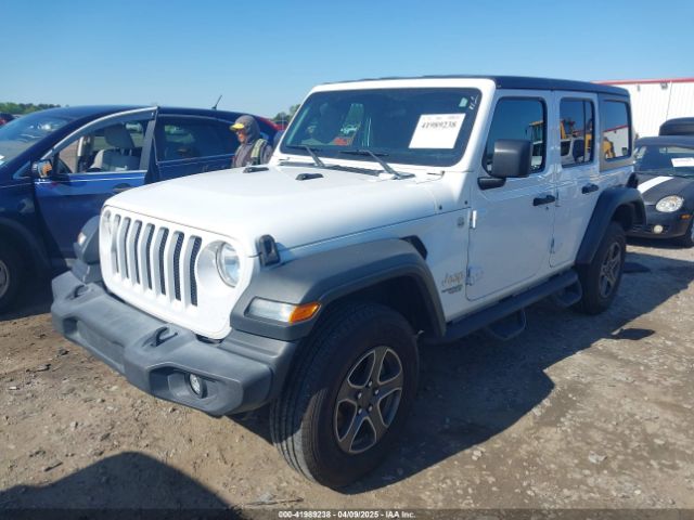 1C4HJXDG0JW142895 Jeep Wrangler Unlimited Sport S 4x4