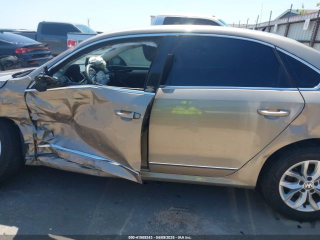 1VWAS7A39GC027249 Volkswagen Passat 1.8t S