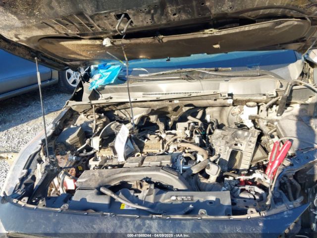 2T3C1RFV9MC117564 Toyota Rav4 Xle Premium