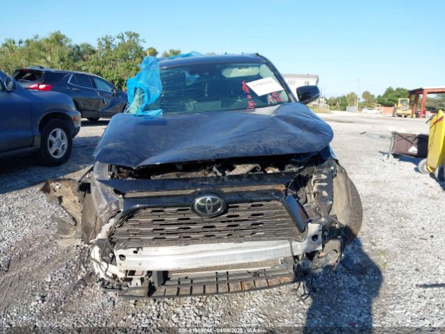2T3C1RFV9MC117564 Toyota Rav4 Xle Premium