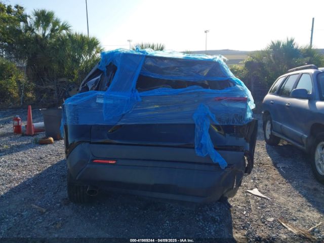 2T3C1RFV9MC117564 Toyota Rav4 Xle Premium