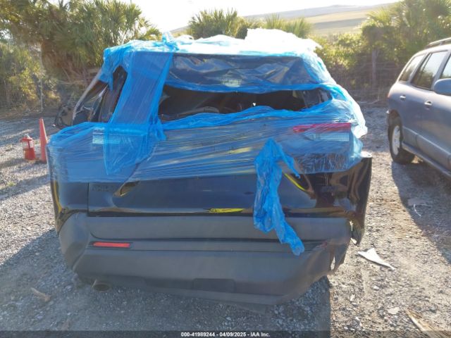 2T3C1RFV9MC117564 Toyota Rav4 Xle Premium