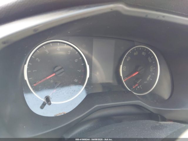2T3C1RFV9MC117564 Toyota Rav4 Xle Premium