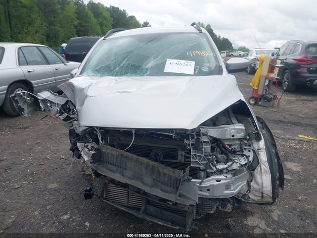 1FMCU0G97HUA46463 Ford ESCAPE SE