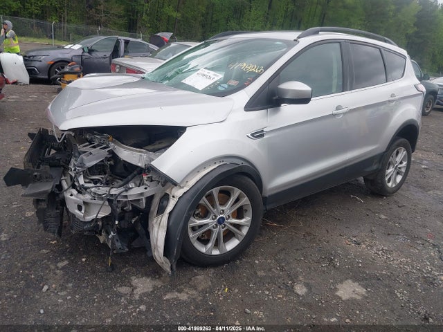 1FMCU0G97HUA46463 Ford ESCAPE SE