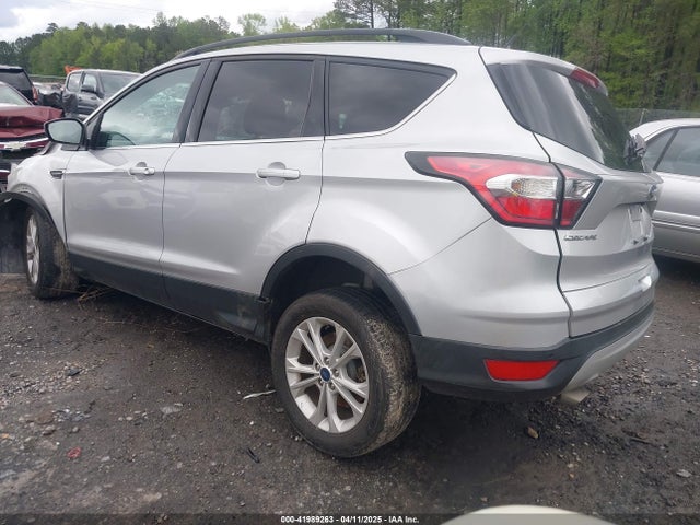 1FMCU0G97HUA46463 Ford ESCAPE SE