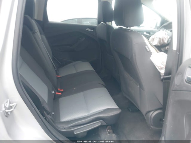 1FMCU0G97HUA46463 Ford ESCAPE SE