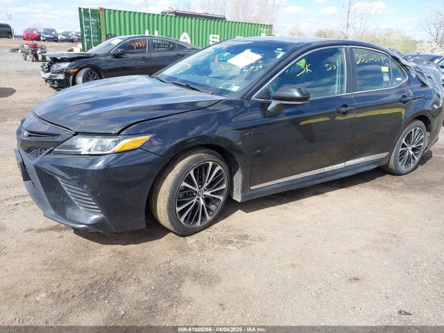4T1B11HK5JU076028 Toyota CAMRY SE