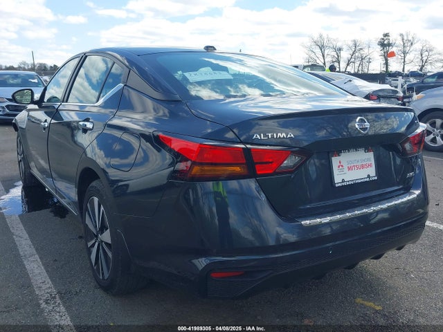 1N4BL4DW4NN311016 Nissan Altima Sv Intelligent Awd
