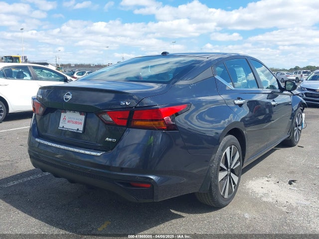1N4BL4DW4NN311016 Nissan Altima Sv Intelligent Awd