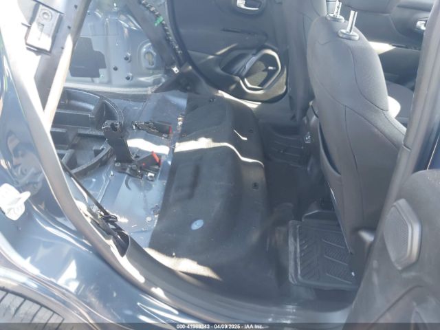 ZACNJCBB4MPN27152 Jeep Renegade Latitude Fwd
