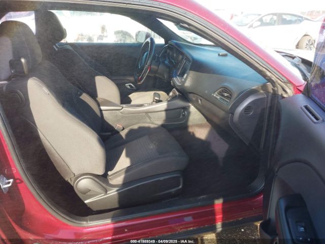 2C3CDZAG4KH534803 Dodge Challenger Sxt